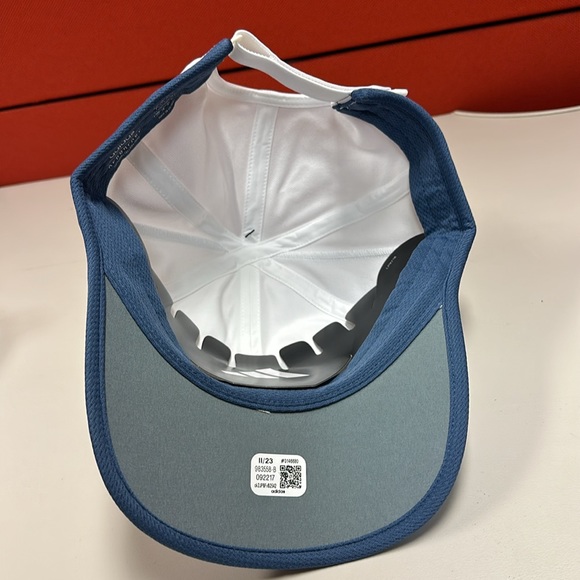 Adidas baseball cap - Picture 3 of 4